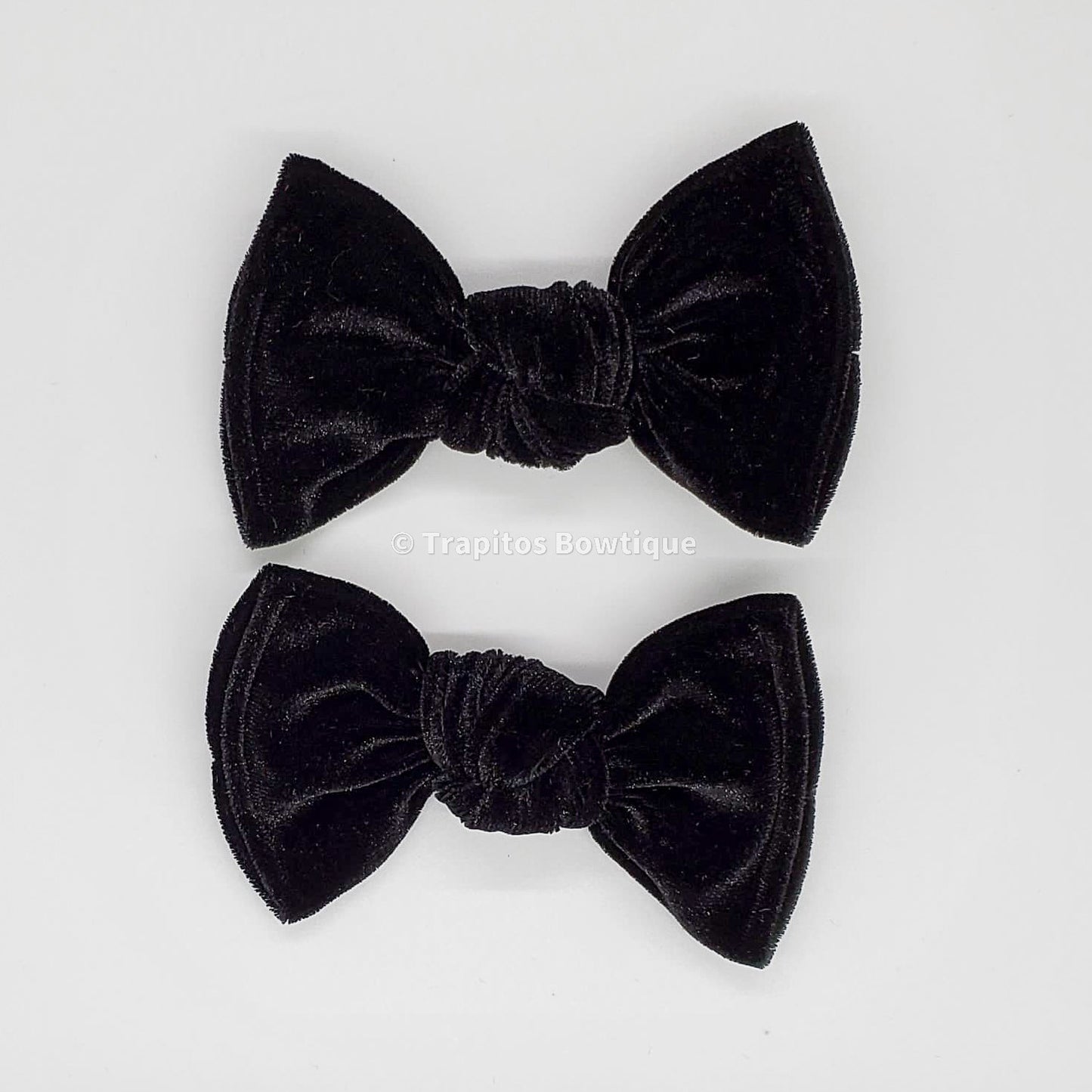 Set Petalos Negro / Terciopelo