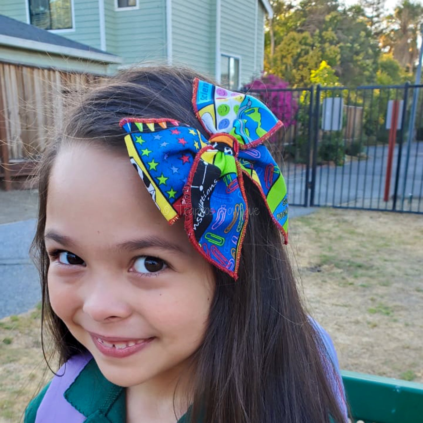 School | Capricho Bow