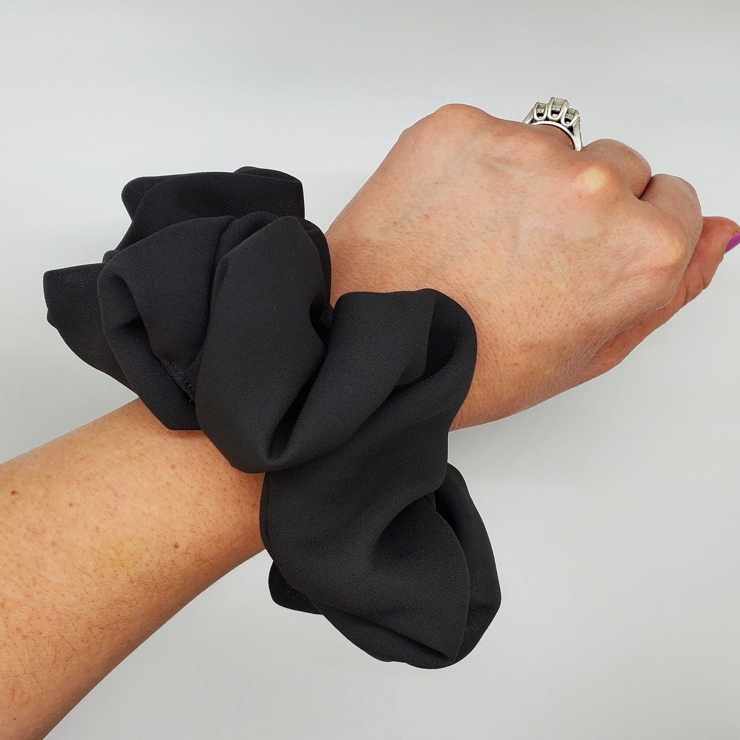 Martha Big Scrunchie