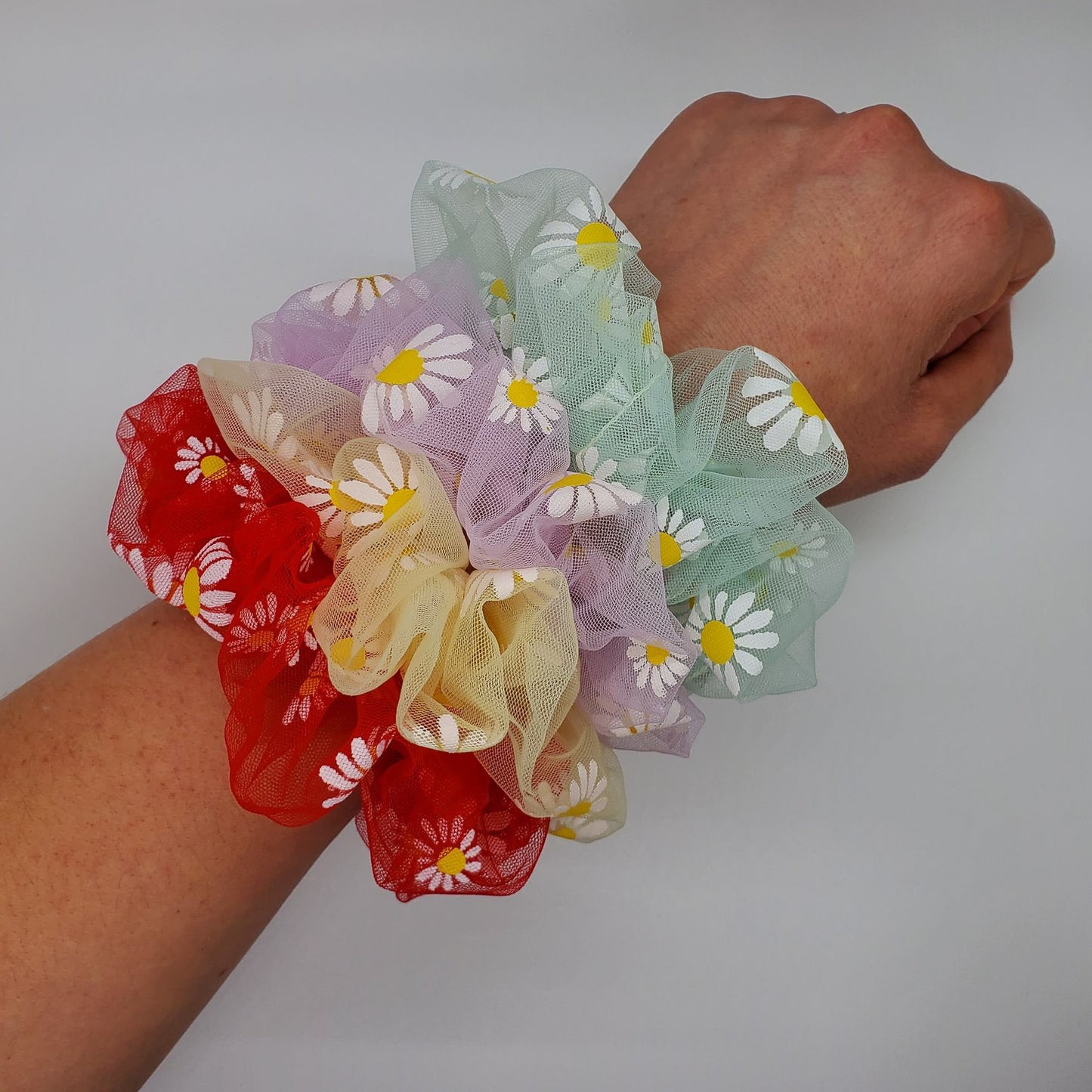 Daisy Scrunchies