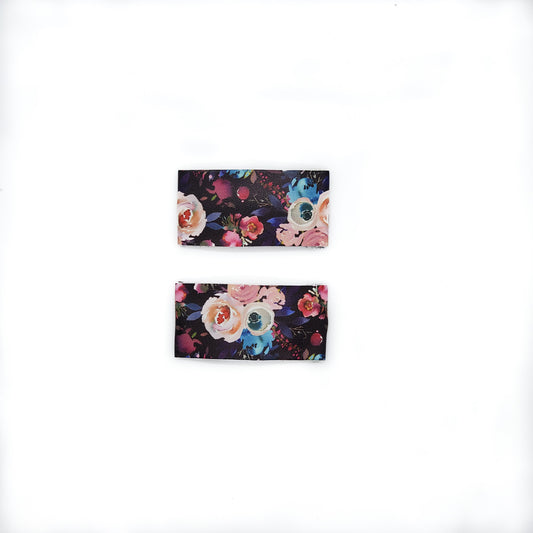 Set Floral Elegante Fondo Negro